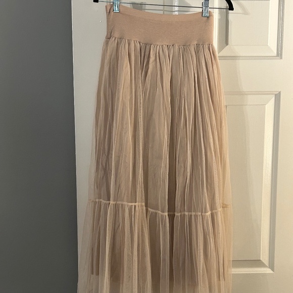 Suzy D Tulle Skirt Drop Waist (small) NWOT - Picture 1 of 1